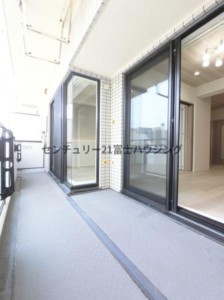 �_�ސ쌧����s����̒��Ã}���V�����̃o���R�j�[