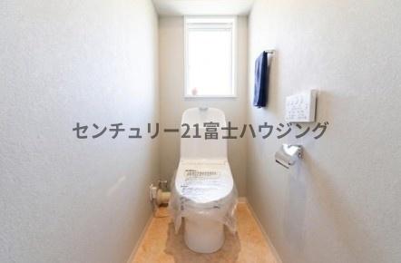 �_�ސ쌧����s����������4���ڂ̒��È�ˌ��Ẵg�C��