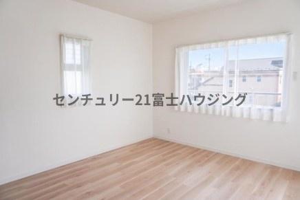 �_�ސ쌧����s����������4���ڂ̒��È�ˌ��Ă̗m��