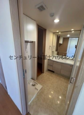 �_�ސ쌧����s�ғ����C��3���ڂ̒��Ã}���V�����̐��ʑ�E���ʏ�