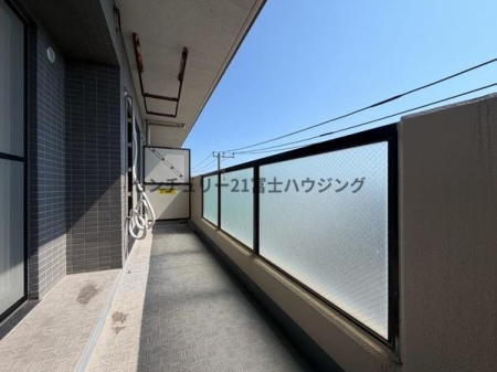 �_�ސ쌧����s�����C��5���ڂ̒��Ã}���V�����̃o���R�j�[