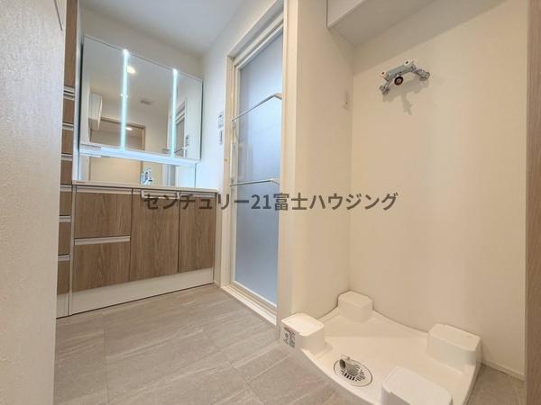 �_�ސ쌧����s�����C��5���ڂ̒��Ã}���V�����̐��ʑ�E���ʏ�