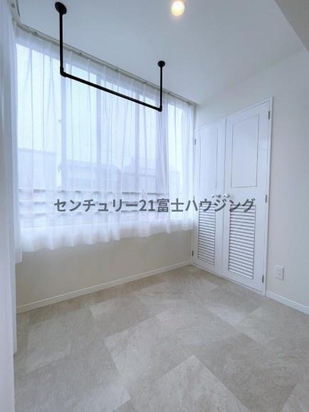 �_�ސ쌧������s�\�ԍ�3���ڂ̒��Ã}���V�����̗m��