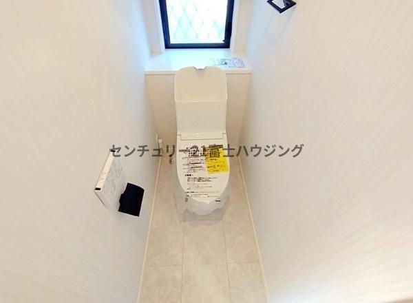 �_�ސ쌧����s�{����3���ڂ̒��È�ˌ��Ẵg�C��