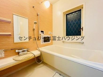 �_�ސ쌧����s�А�4���ڂ̒��È�ˌ��Ă̗���