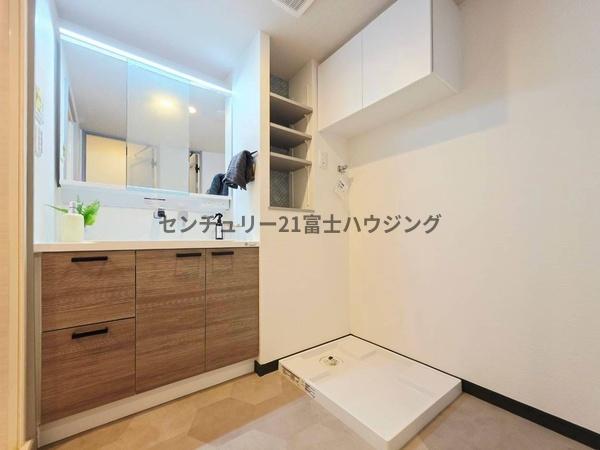 �_�ސ쌧������s������2���ڂ̒��Ã}���V�����̐��ʑ�E���ʏ�