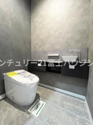 �_�ސ쌧����s�А�3���ڂ̒��È�ˌ��Ẵg�C��