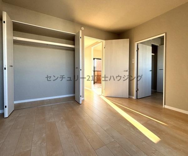 �_�ސ쌧�C�V���s������3���ڂ̒��Ã}���V�����̐Q��