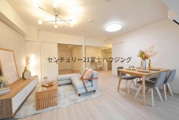 �_�ސ쌧����s����̒��Ã}���V�����̃��r���O