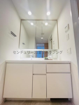 �_�ސ쌧������s������̒��Ã}���V�����̐��ʑ�E���ʏ�