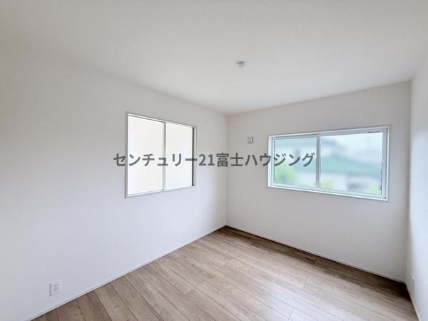 �_�ސ쌧������s����4���ڂ̐V�z��ˌ��Ă̗m��