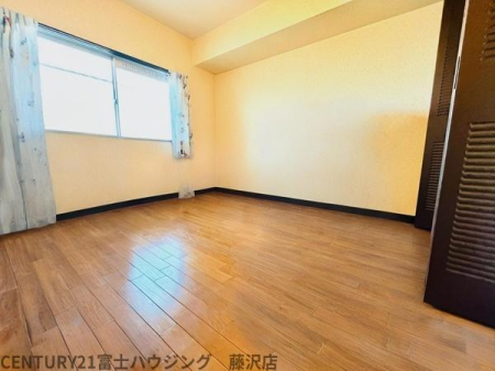 �_�ސ쌧���l�s�ۓy�P�J���꒬�̒��Ã}���V�����̃��r���O