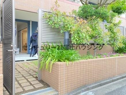 �_�ސ쌧���q�s�ޖ؍�3���ڂ̒��Ã}���V�����̂��̑����n