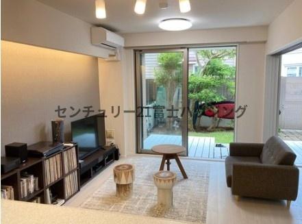 �_�ސ쌧���q�s�ޖ؍�3���ڂ̒��Ã}���V�����̃��r���O