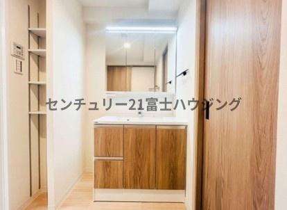 �_�ސ쌧���q�s�␣1���ڂ̒��Ã}���V�����̐��ʑ�E���ʏ�