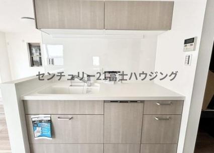 �_�ސ쌧����s����4���ڂ̒��È�ˌ��ẴL�b�`��