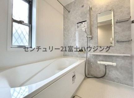 �_�ސ쌧����s����4���ڂ̒��È�ˌ��Ă̗���