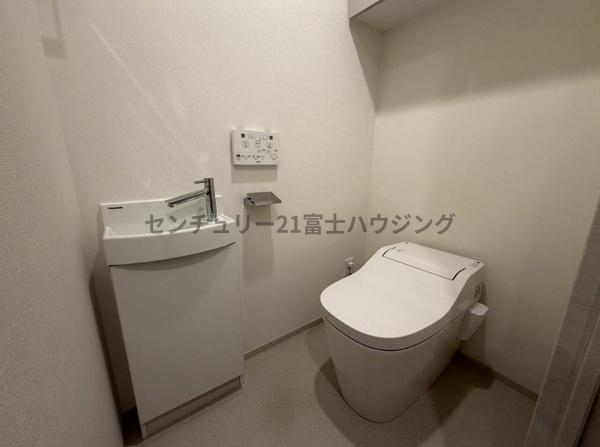 �_�ސ쌧������s�ԏ����̒��Ã}���V�����̃g�C��