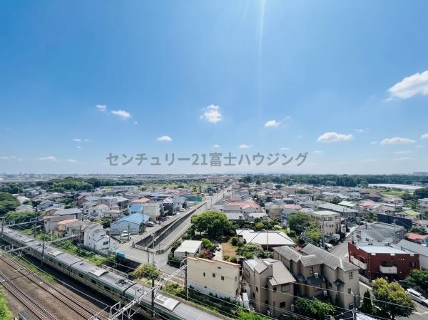 �_�ސ쌧������s�����̒��Ã}���V�����̏Z�˂���̒��]�ʐ^