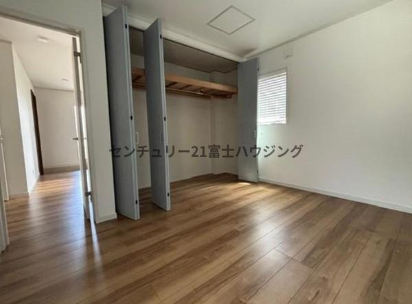 �_�ސ쌧������s���l���̒��È�ˌ��Ă̎��[