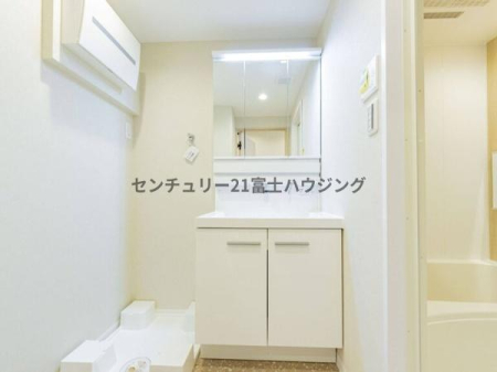�_�ސ쌧���q�s��3���ڂ̒��Ã}���V�����̐��ʑ�E���ʏ�