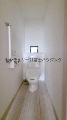 �_�ސ쌧����s�{����1���ڂ̐V�z��ˌ��Ẵg�C��