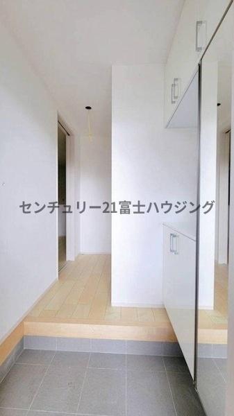 �_�ސ쌧����s�{����1���ڂ̐V�z��ˌ��Ă̌���